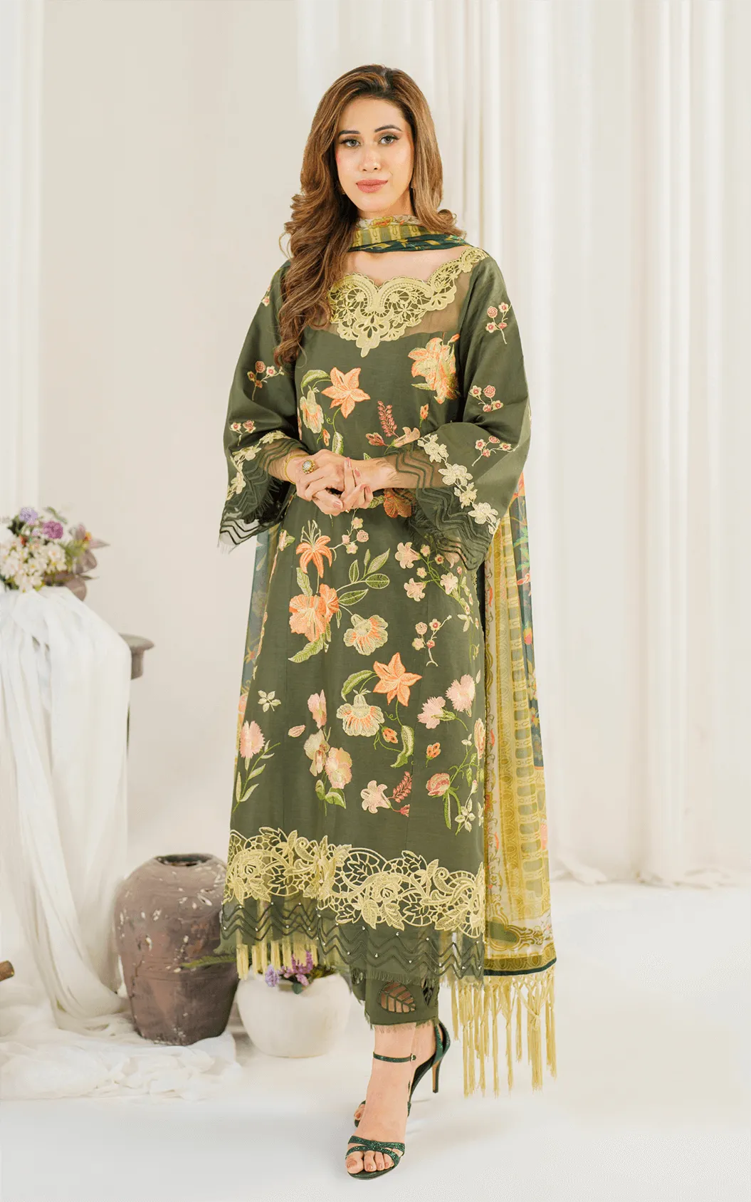 Asifa & Nabeel Pretty in Pink Luxury Lawn – Sweet Pea (PP-6)