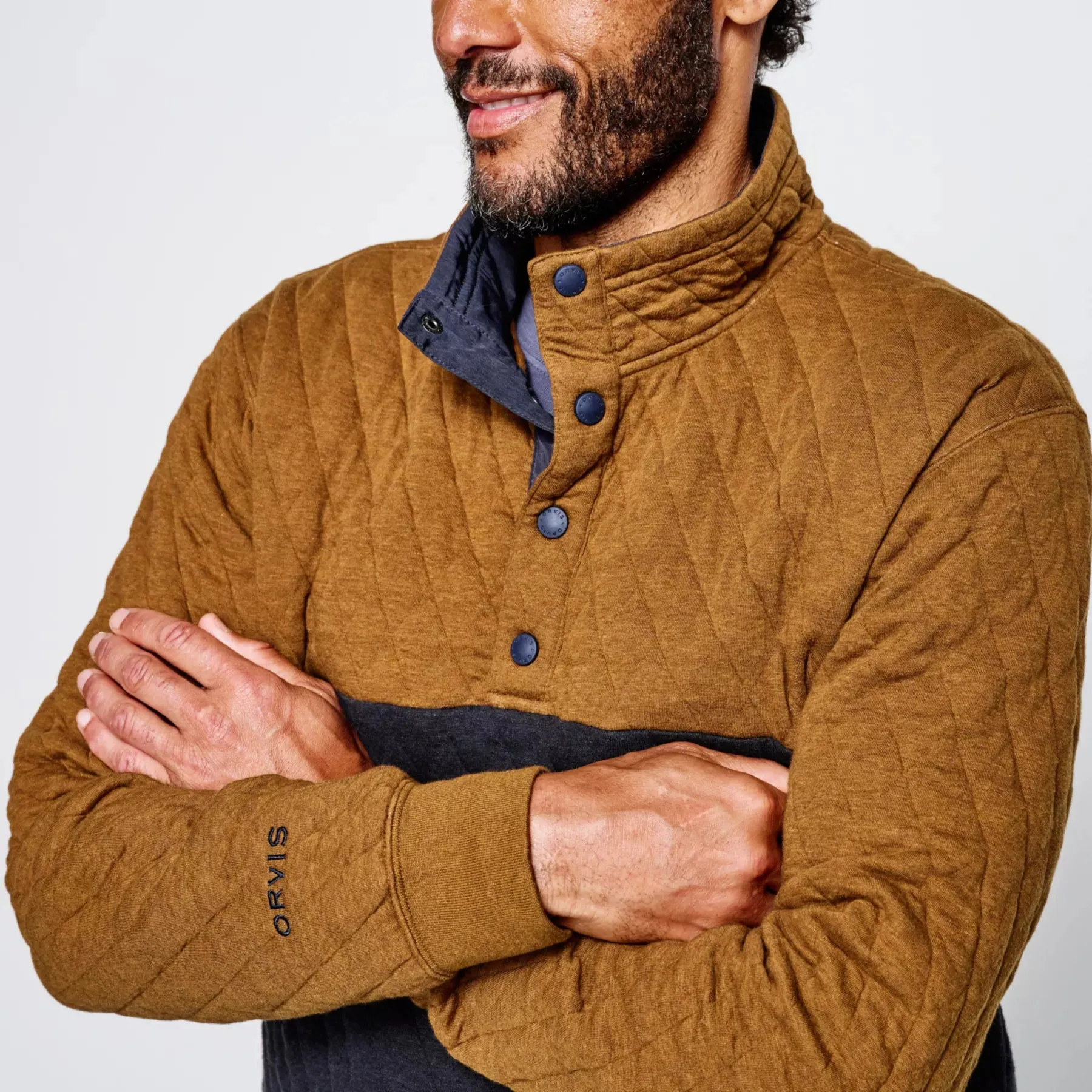 ORVIS M QUILTED SWEATSHIRT