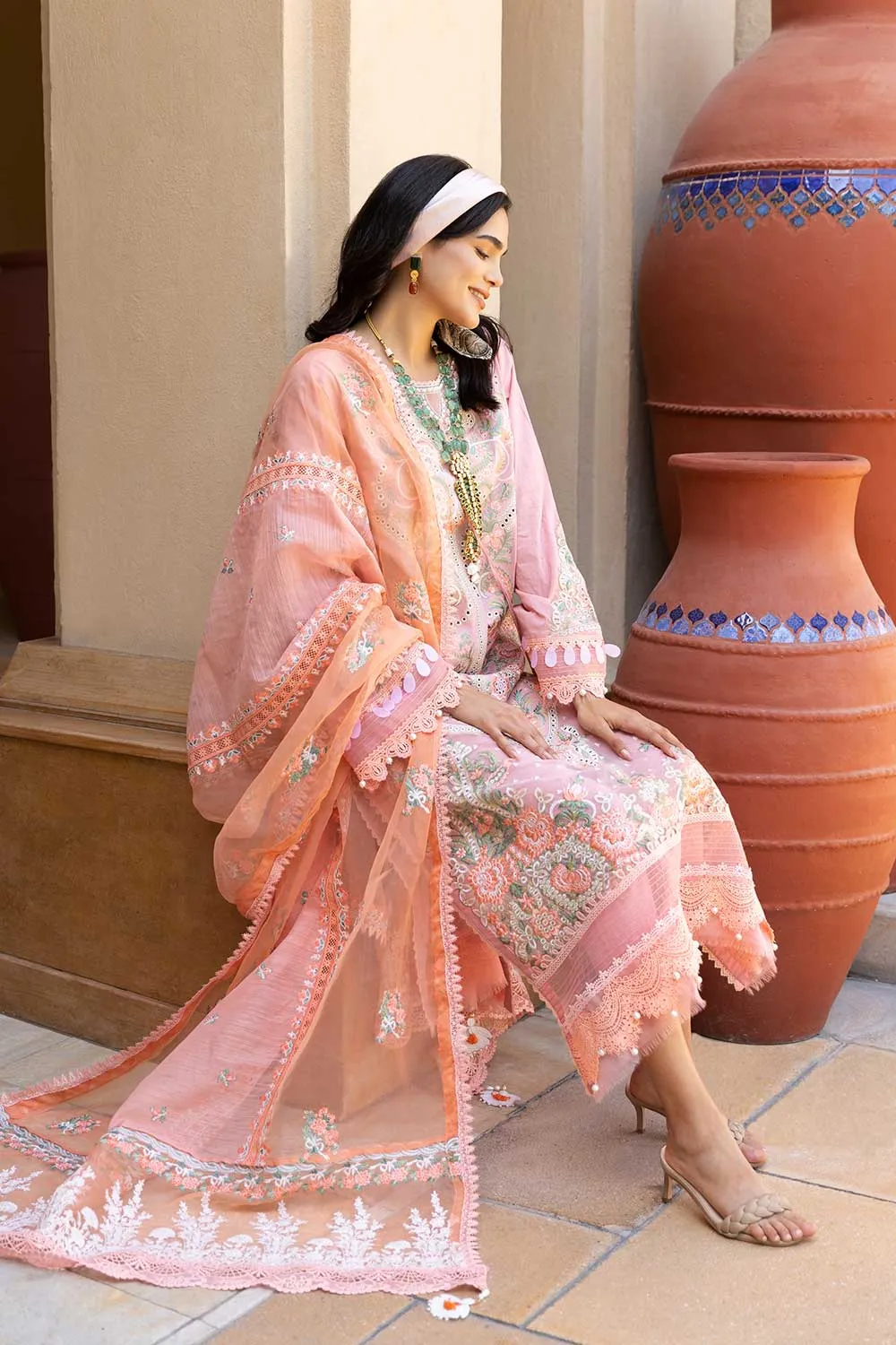 Sobia Nazir Luxury Lawn Collection – Design 8A