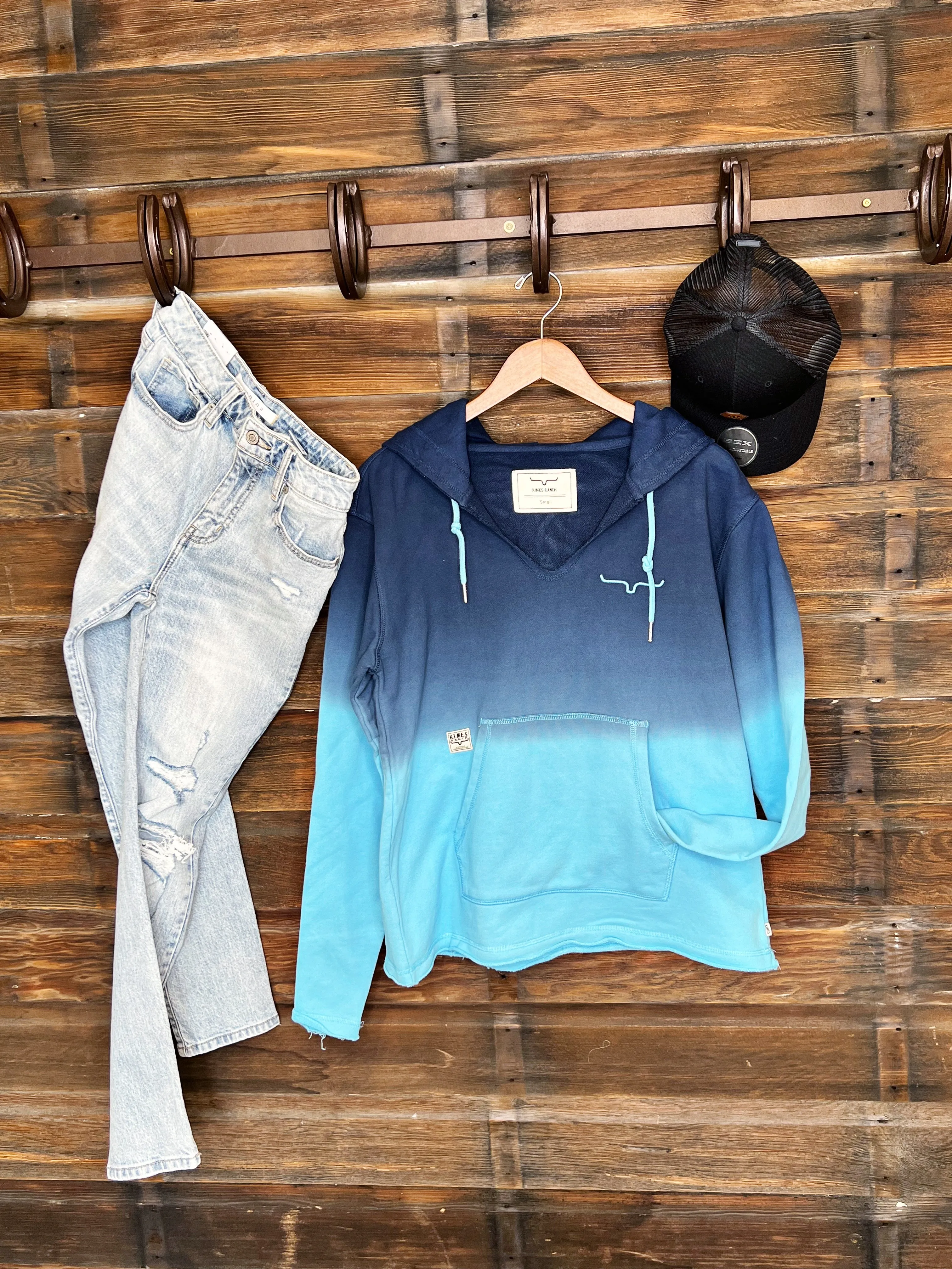 The Summer Love Sweatshirt in Blue